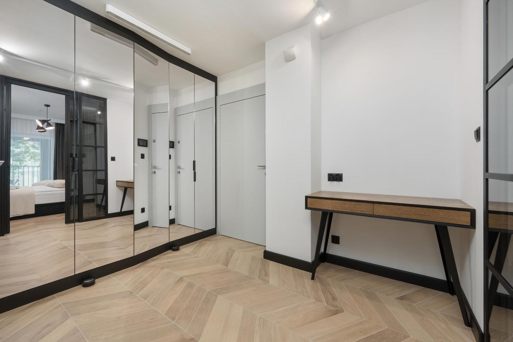 Nowoczesny Z Klimatyzacja I Parkingiem By Renters Prestige * Vratislav