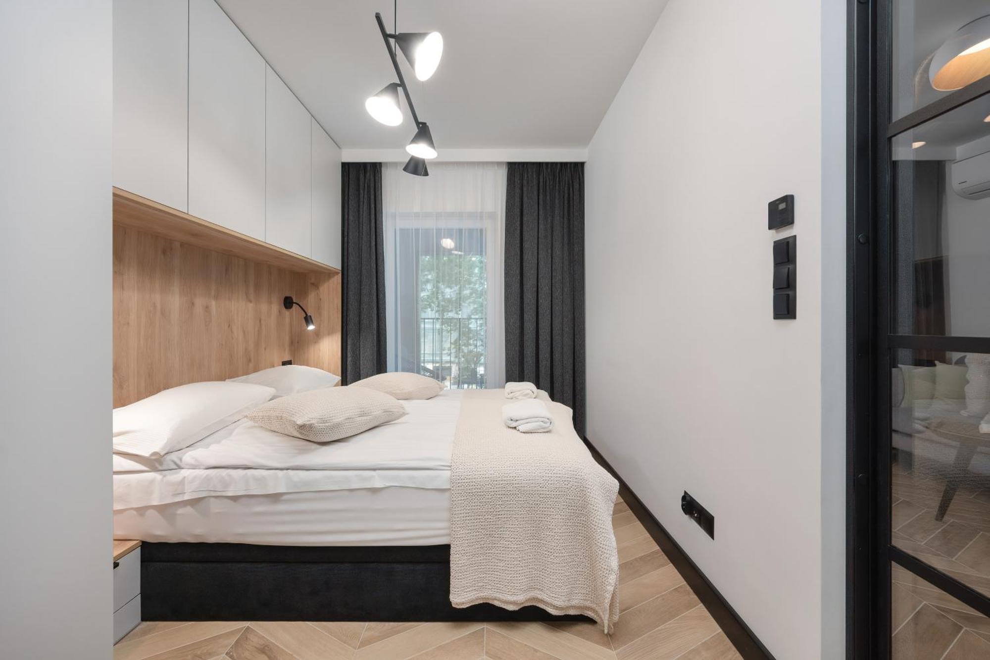 Apartmán Nowoczesny Z Klimatyzacja I Parkingiem By Renters Prestige *