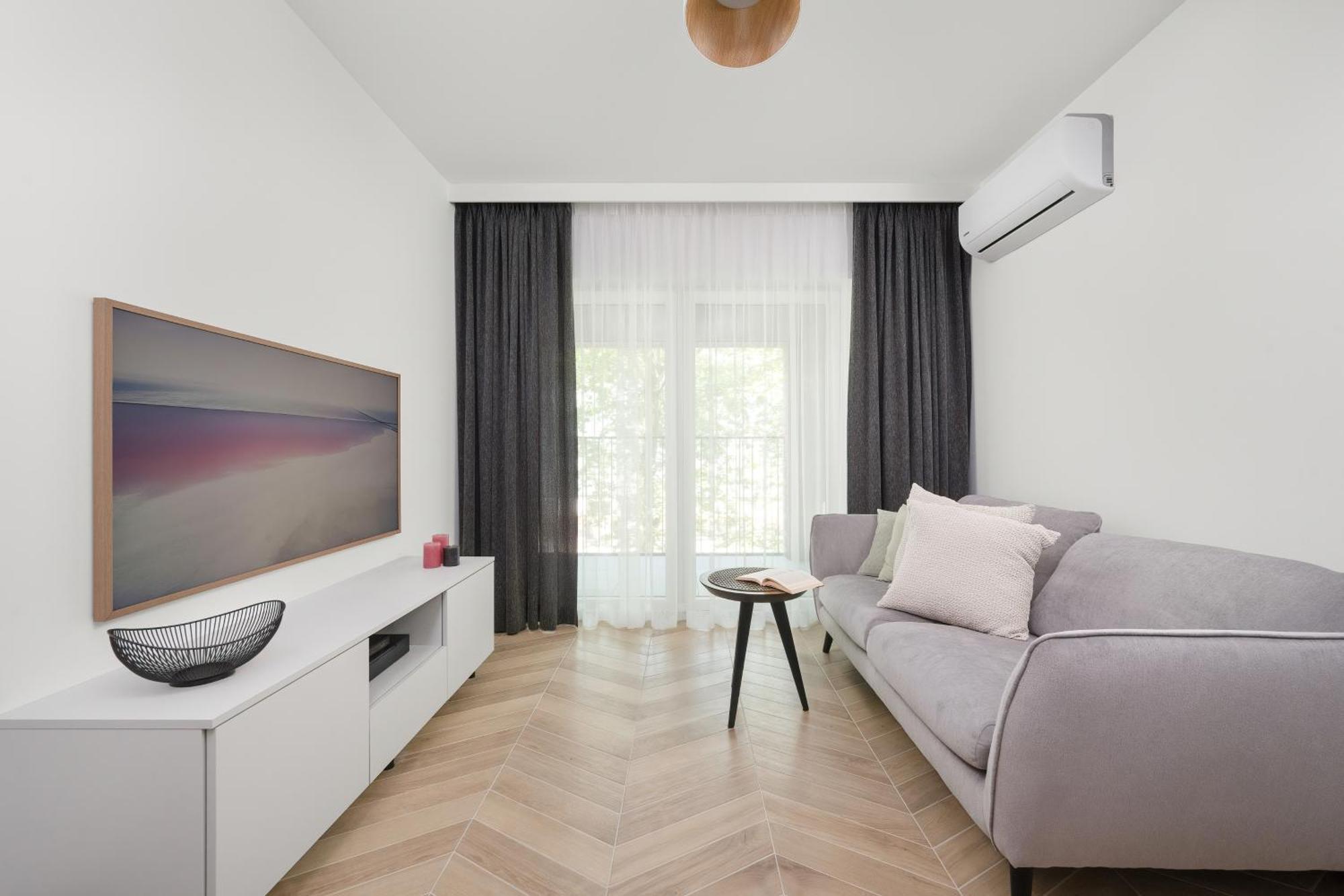 Nowoczesny Z Klimatyzacja I Parkingiem By Renters Prestige Breslavia